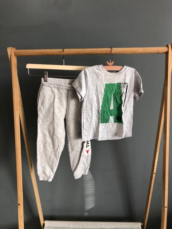 Set Alix the label - Channah