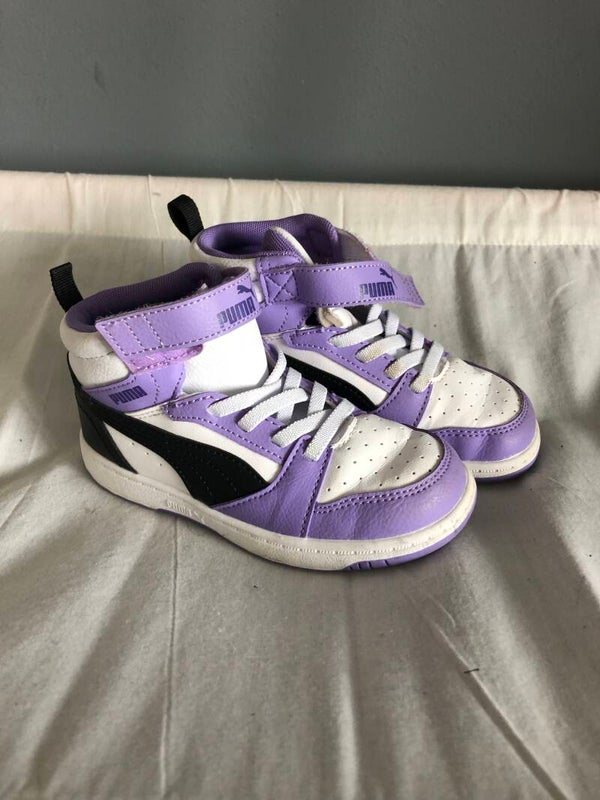 Puma sneakers