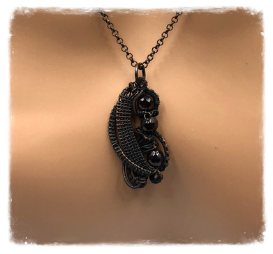 granaat hanger op koper ketting