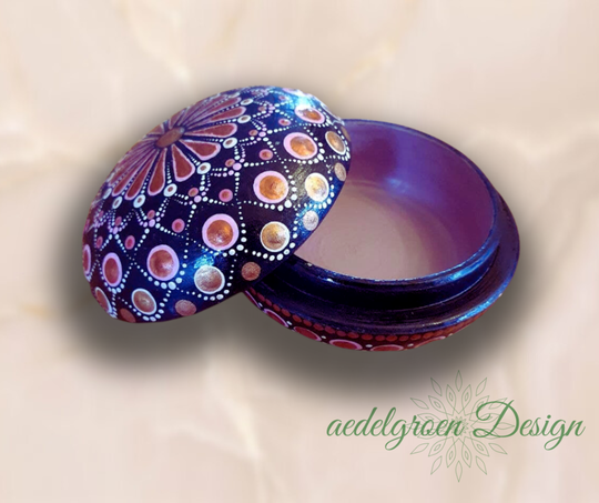 Small wooden jewelry box "Rose Copper"