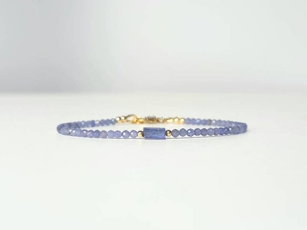 Natuurlijke tanzaniet armbandt 2mm, 14k goldfilled - 925 sterling zilver
