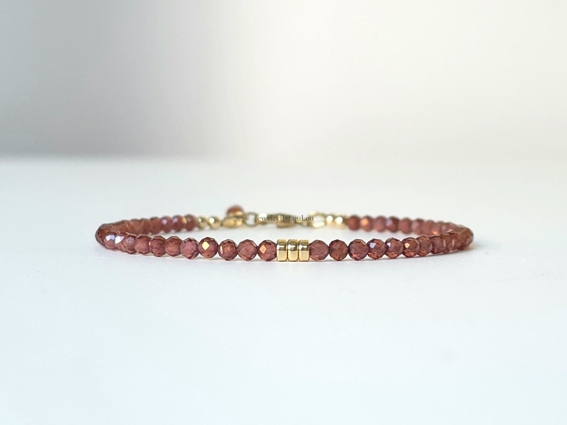 Malaya Granaat kralenarmband, 14k goldfilled - 925 sterling zilver