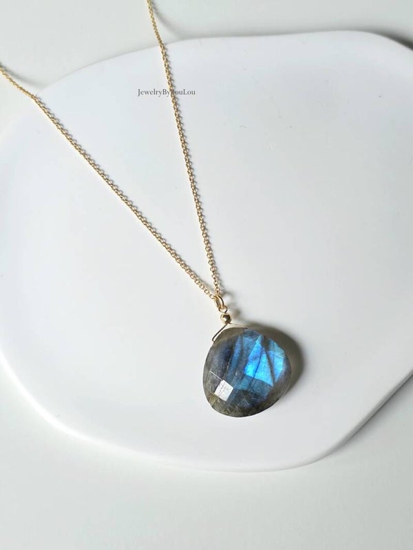 Fine necklace with Labradorite drop, 14k goldfilled, 925 sterling silver
