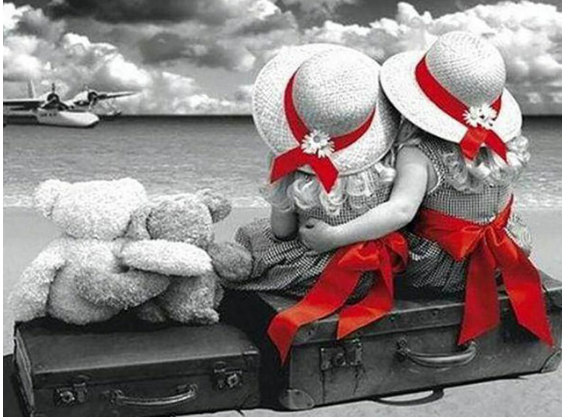 Diamond painting meisjes op koffer