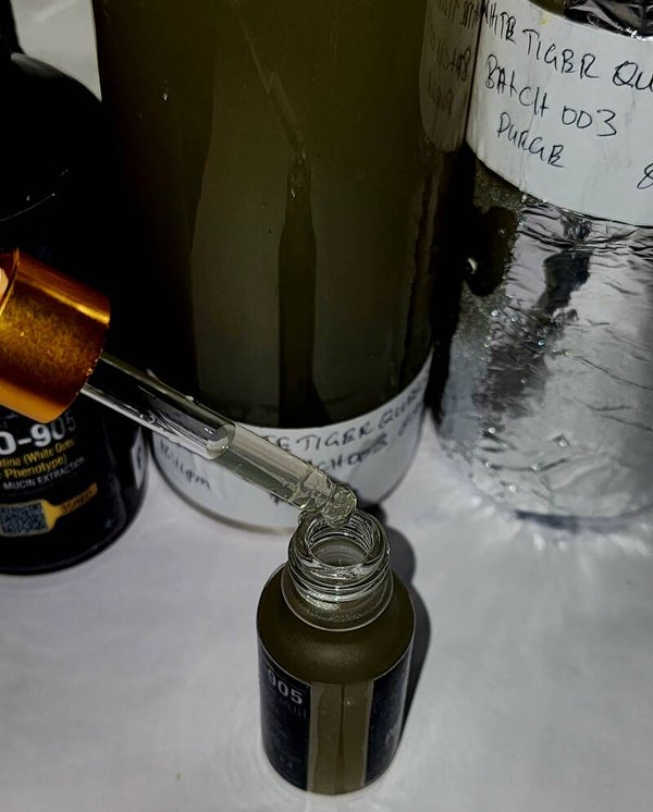 Premium Bio-Sourced Mucin (PURGE) Extract The White Tiger Queens (Batch 002, 003) — Elite Lineage 7.9pH