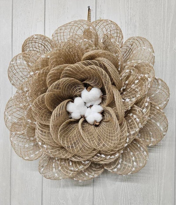 A rustic flower wreath.