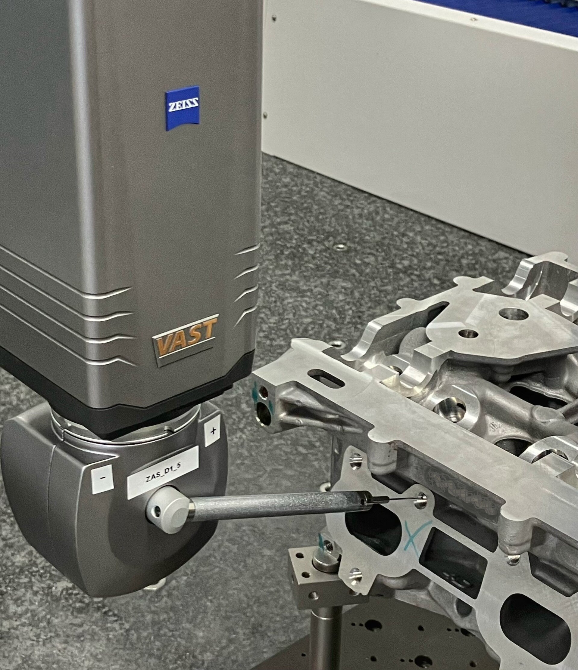 Calypso 3D Messprogramm sowie Darstellung von Formplotts und Protokolle