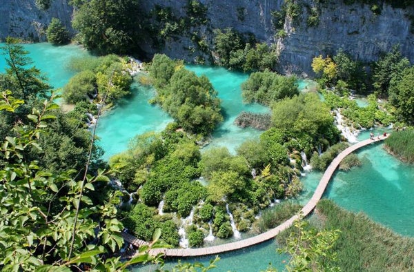 DAY TOUR: Zagreb-Rastoke-Plitvice Lakes