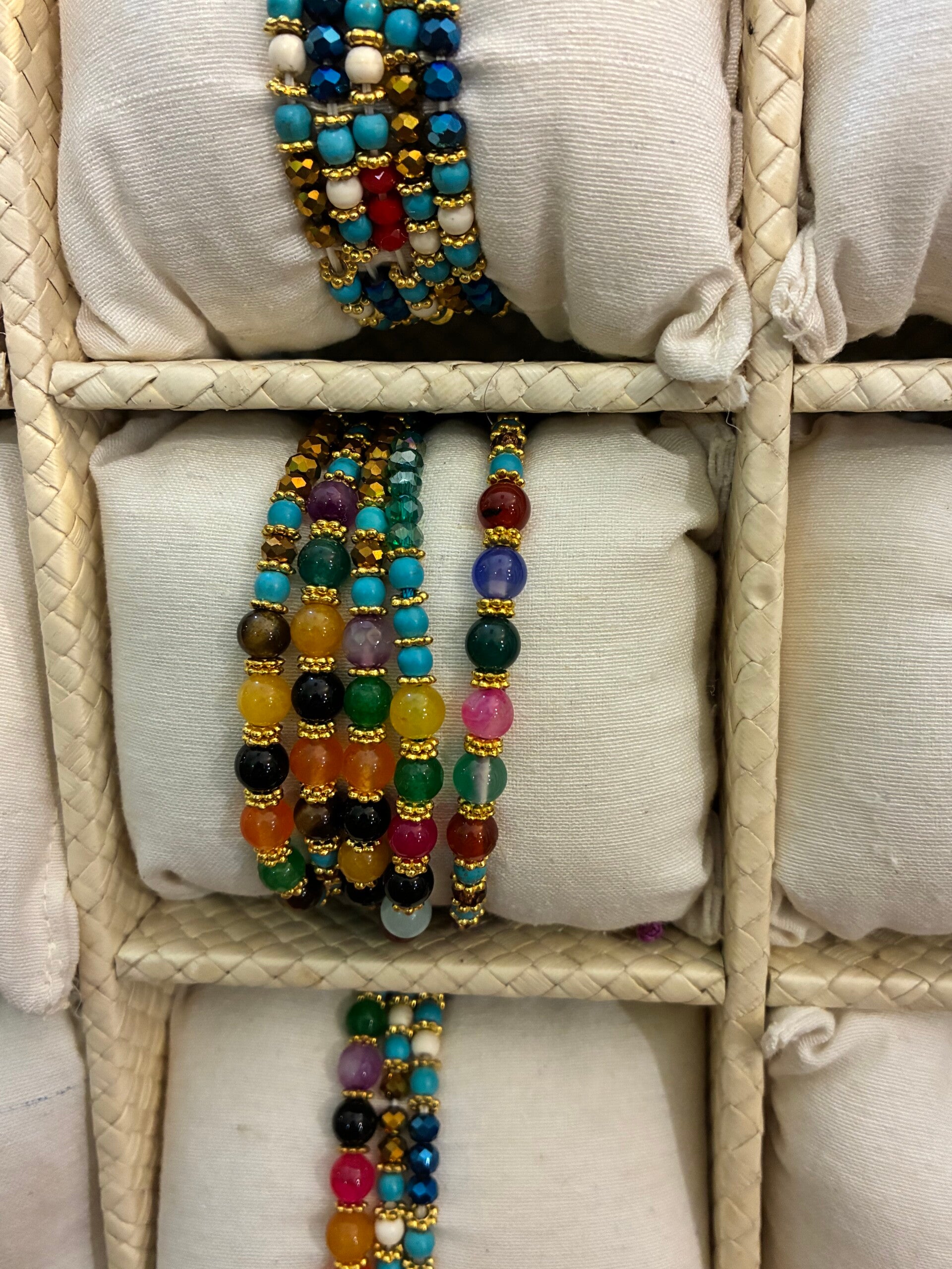 Bracciale perline multicolori