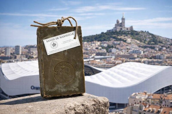 Tranche de savon de Marseille – Anti‑mite naturel