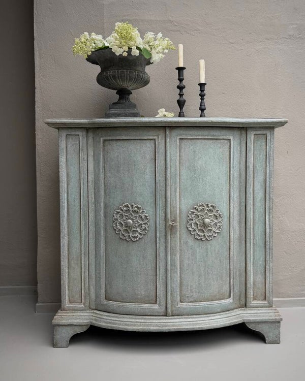 Supermooie handbeschilderde kast model Provence