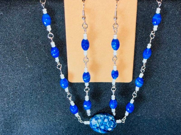 Beach Vibes Necklace and Earrings set