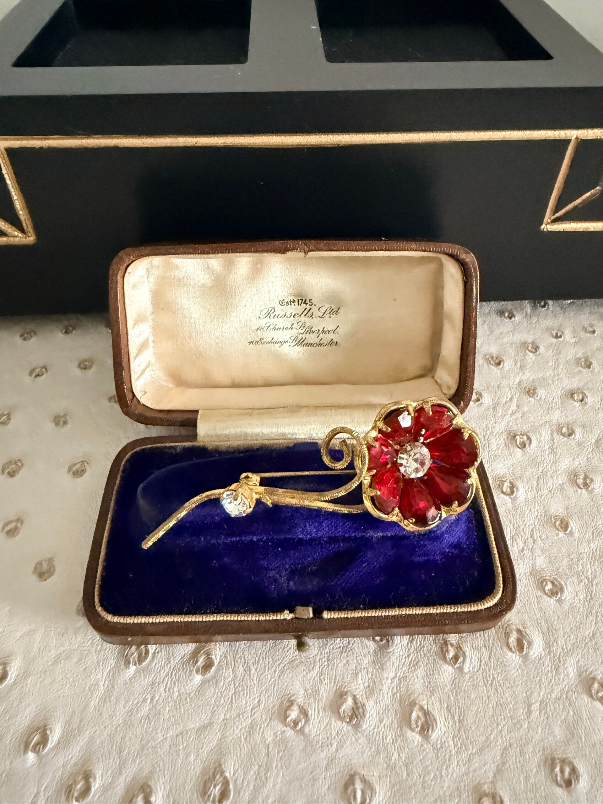 Vintage Rare Atwood Sawyer Floral Brooch