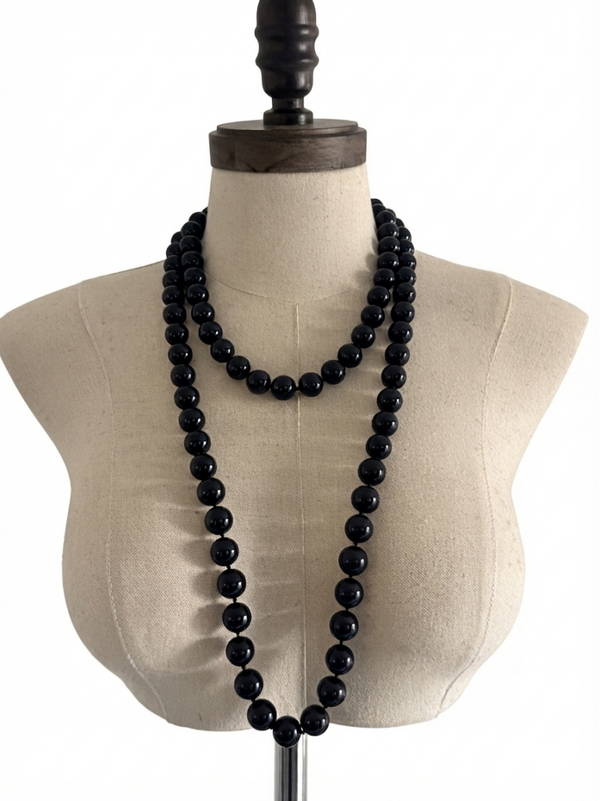 Vintage Continuous Black Onix Top Necklace 130cm heavy 295g Hand Knotted.