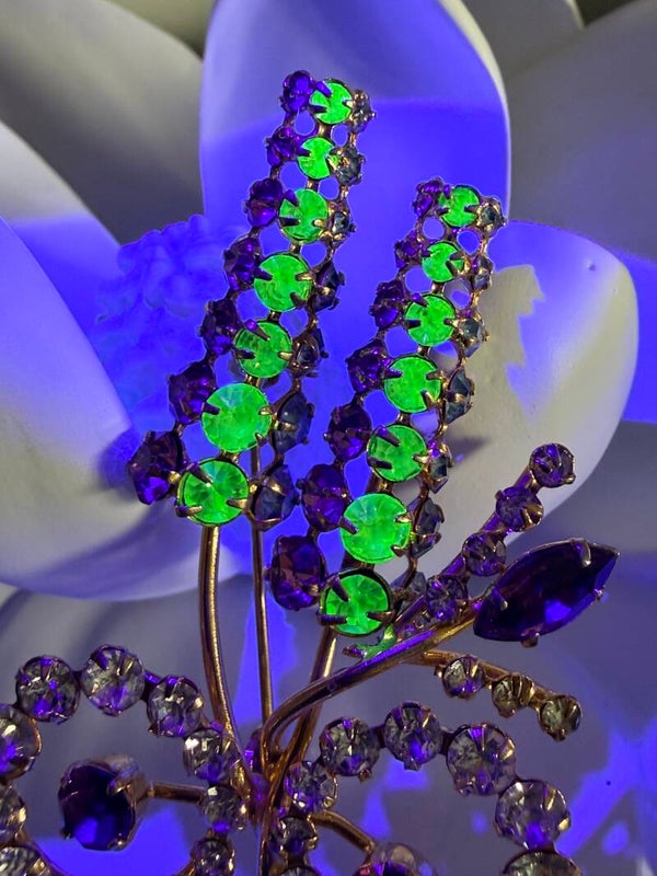 Vintage 1950's Floral Bouquet Brooch - Glowing Green Uranium Glass Rhinstones