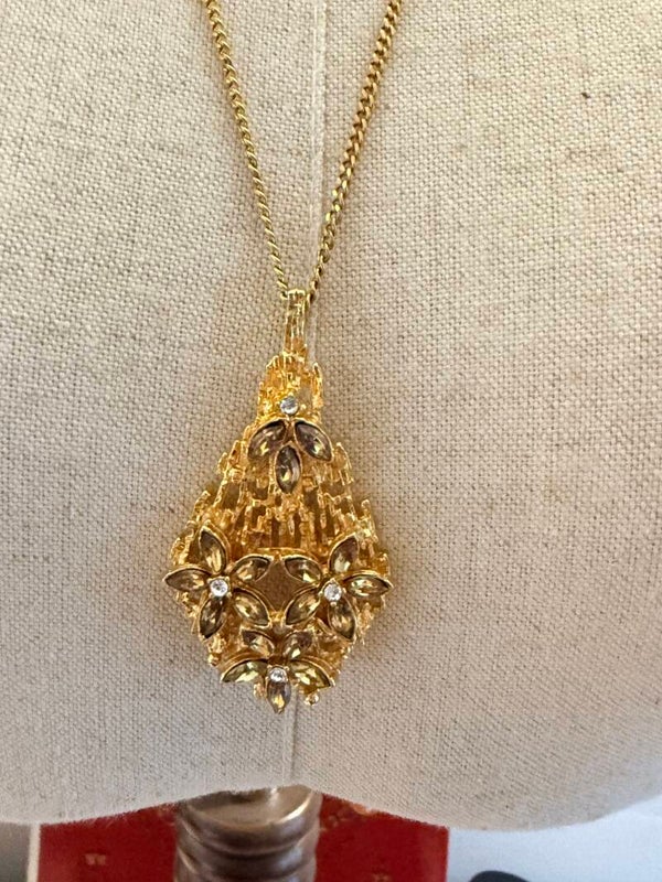 Vintage 1960s - 1970s Gold Tone Filigree Pendant with Golden Crystals