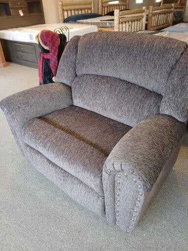 CHAIR AND 1/2 WALL SAVER  RECLINER