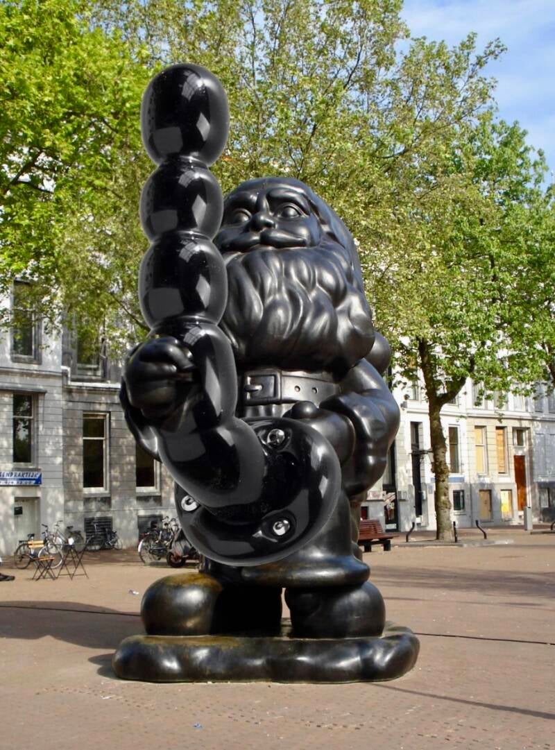Kabouter buttplug but plug Rotterdam 010  Paul McCarthy Santa claus Creme Fraiche Klink 2 Door handle