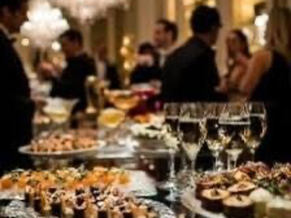 FINE DINING SEVEN-COURSE MENU WITH SPARKLING WINES & BEVERAGES