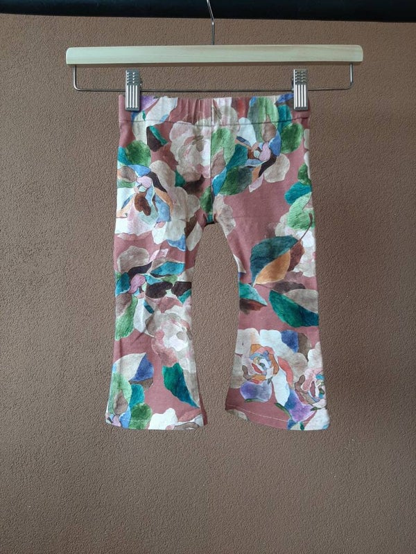 Painted flower flare maat 74/80 preloved