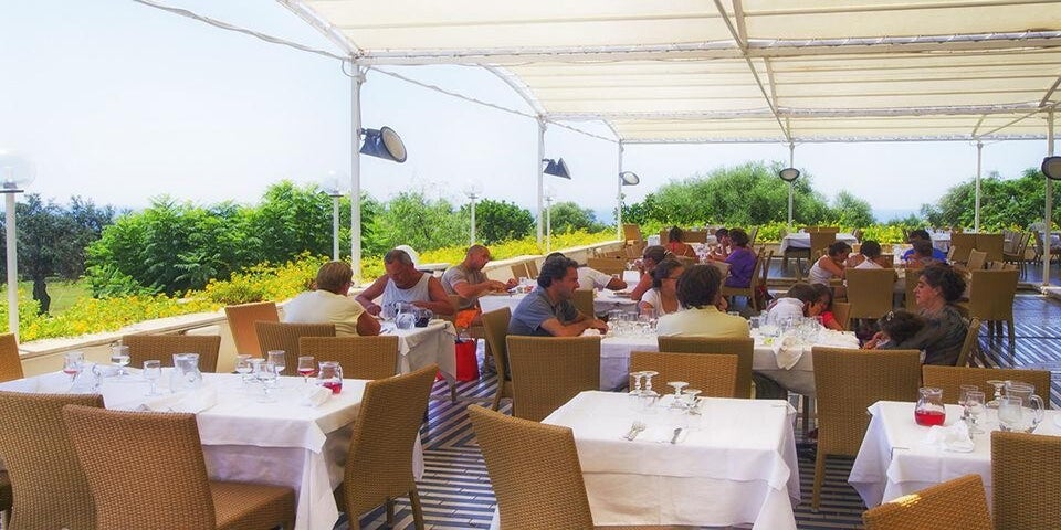 Zeta Club Alicudi bar