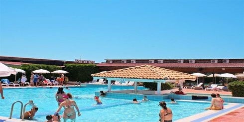Piscina Athena Resort