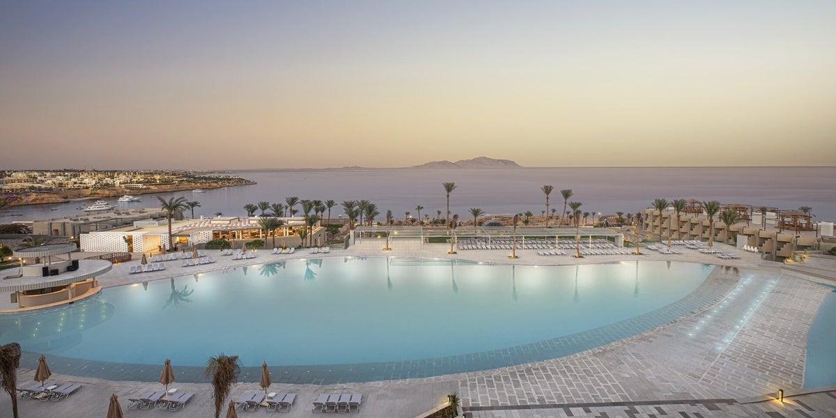 The V Hotel mare