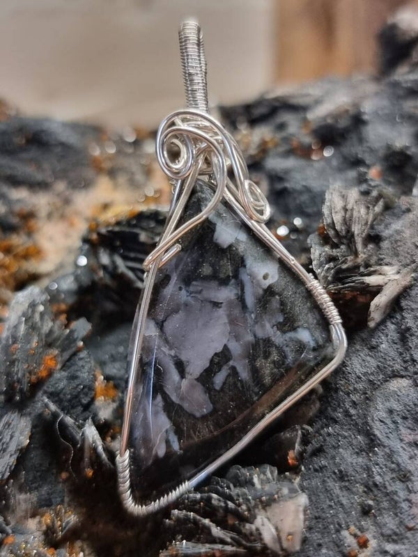 "Mystic merliniet" Gabbro hanger