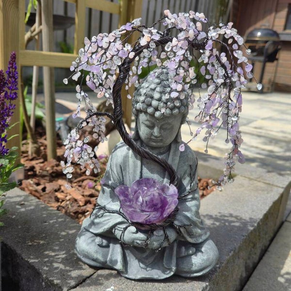 ✨ Gouden Driehoek Edelsteenboom met LED-verlichting ✨