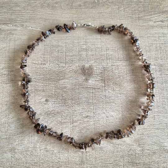 Rookkwarts ketting
