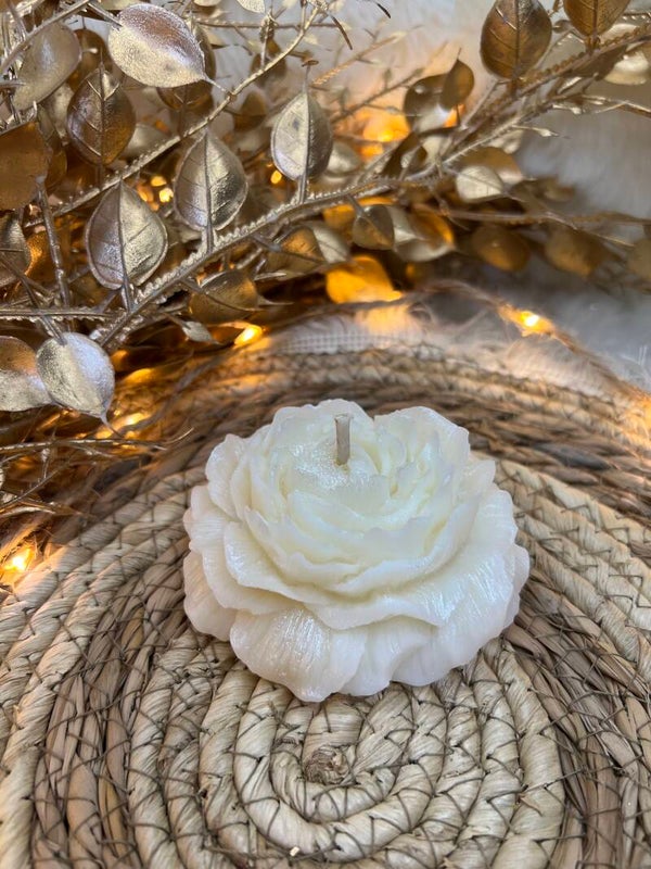 Bougie moulée pivoine