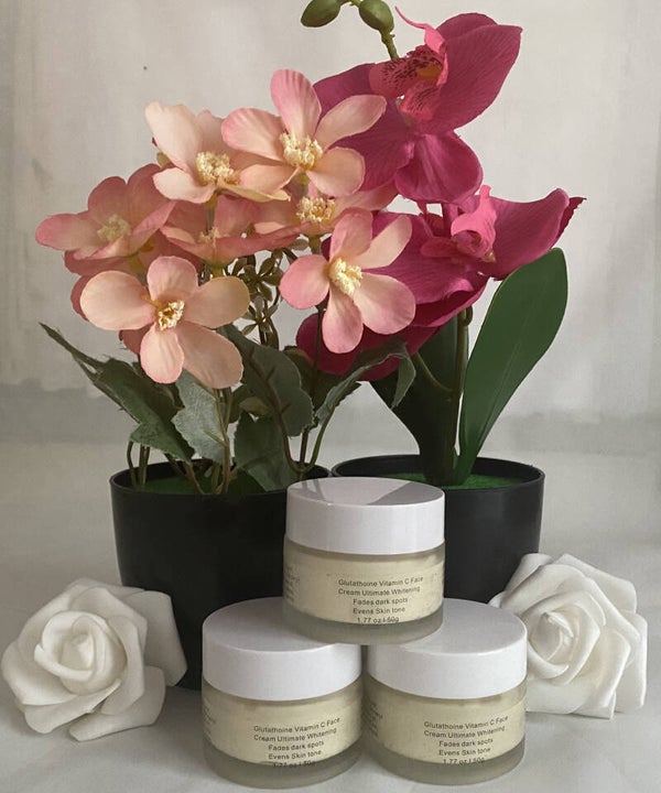 Glutathione and vitamin c whitening face cream