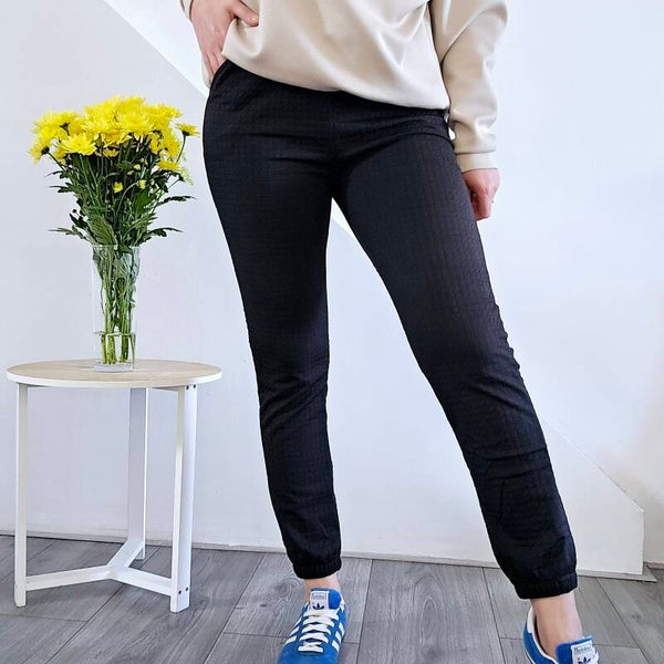 Spodnie dresowe czarne