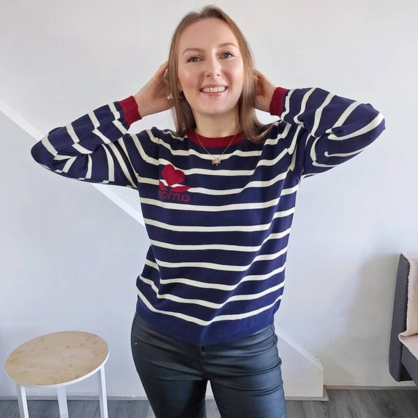 Sweterek w paski amour