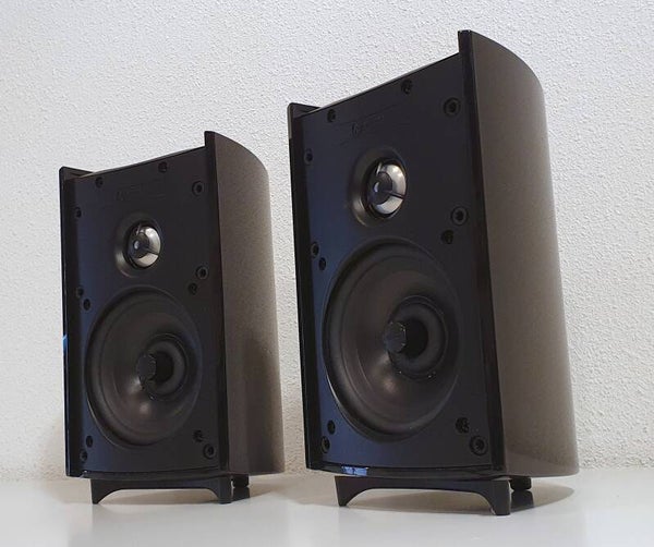 High-end Surround Speakers - Definitive Technology ProMonitor 800 (150W)