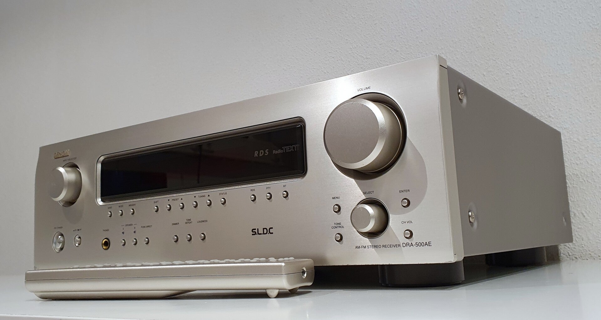 Stereo Receiver Denon DRA-500AE (95Watt)