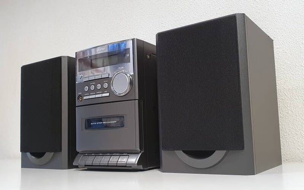Mini Stereo Set - Sanyo