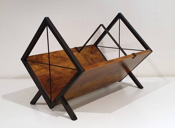 Platenrek eikenhout met zwart staal (Ruimte voor ca. 80 LP's)