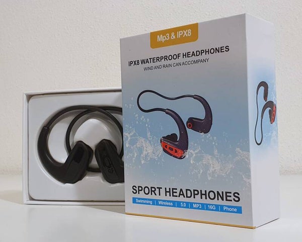 Sportkoptelefoon IPX8 Waterproof met 16GB Intern Geheugen