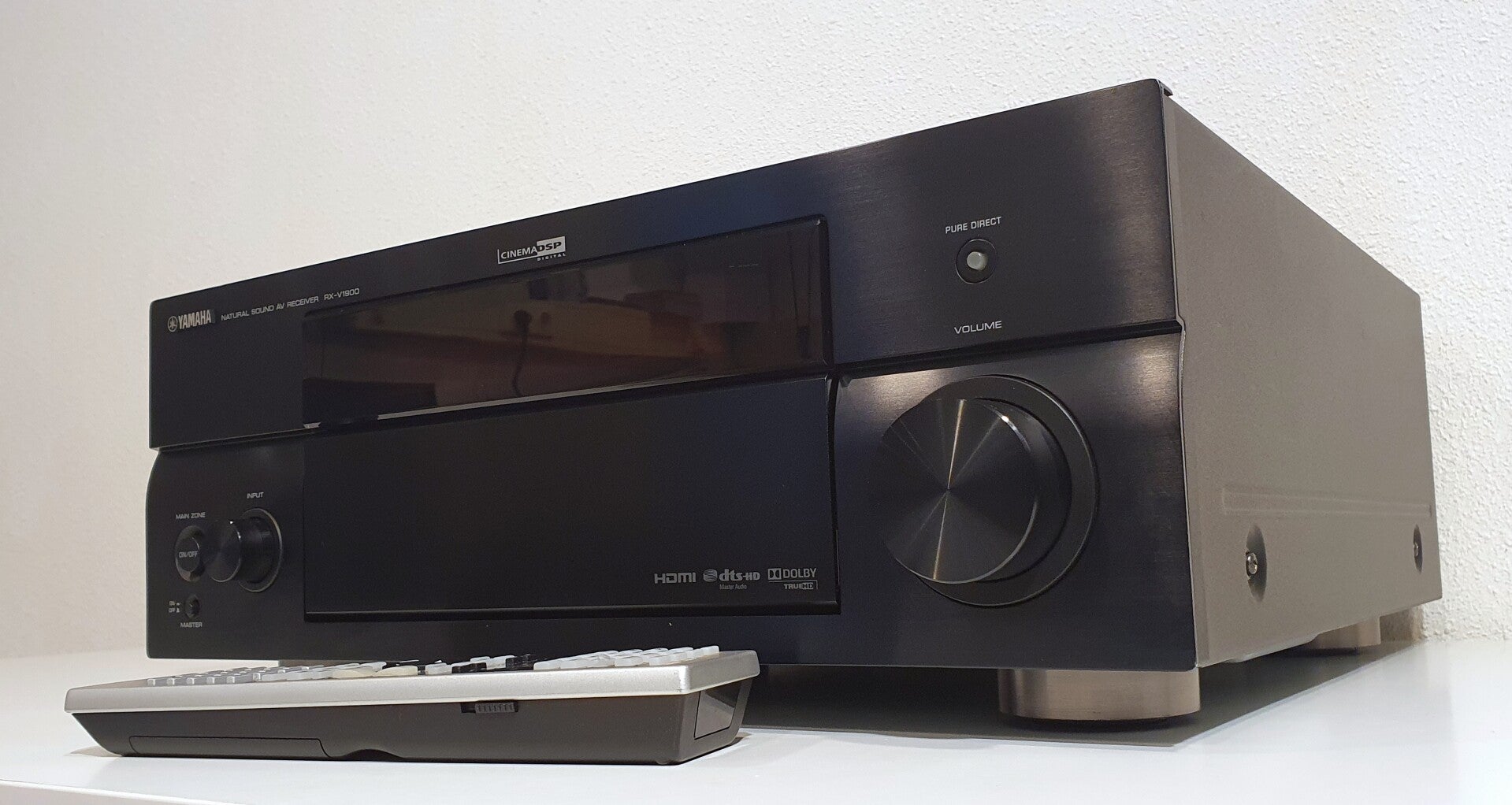 Krachtige AV Receiver Yamaha RX-V1900 7.1 (130W) 5xHDMI, 4xOptical