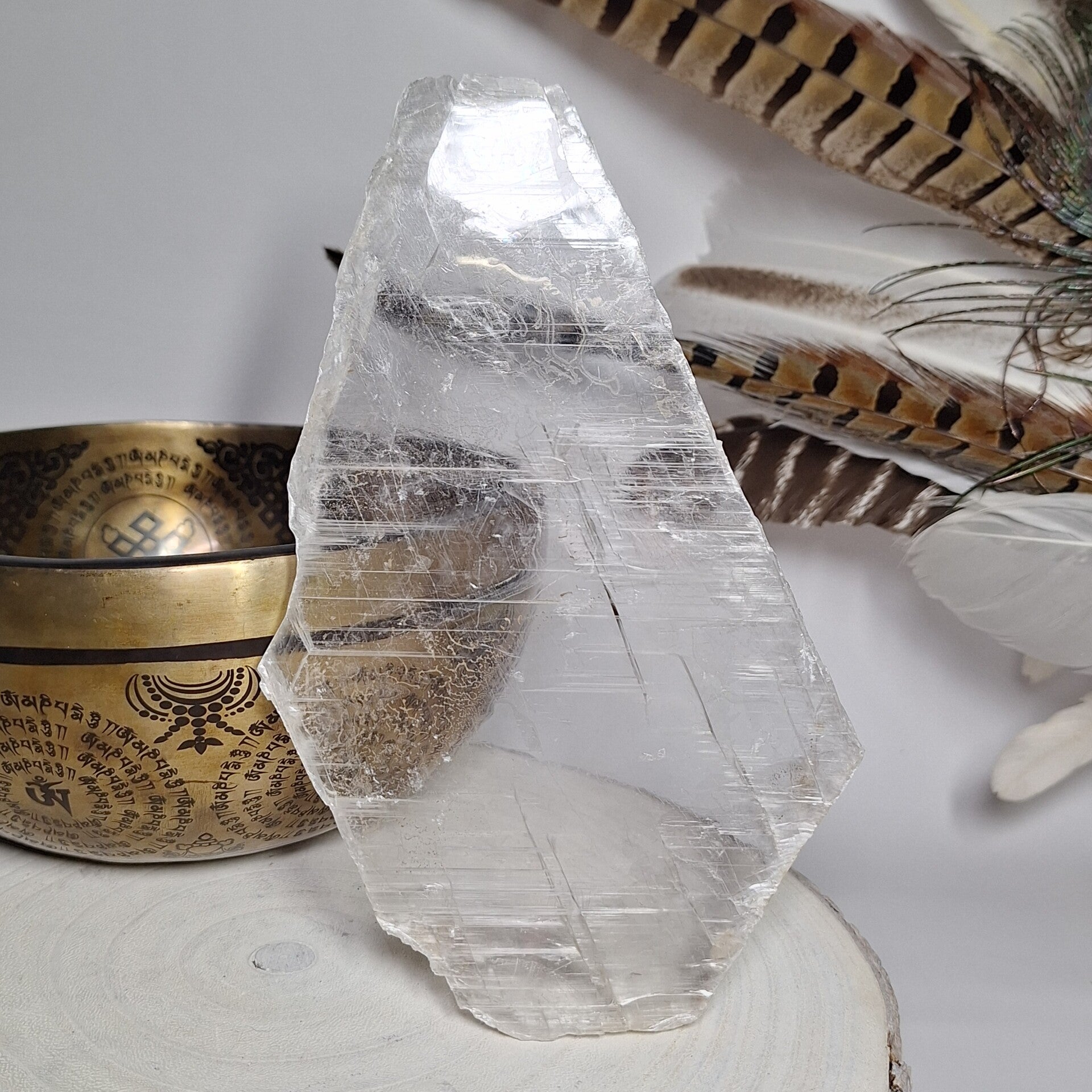 Mariaglas. Prachtige grote super heldere seleniet plak / schijf. Ideaal om andere stenen mee te reinigen en op te laden