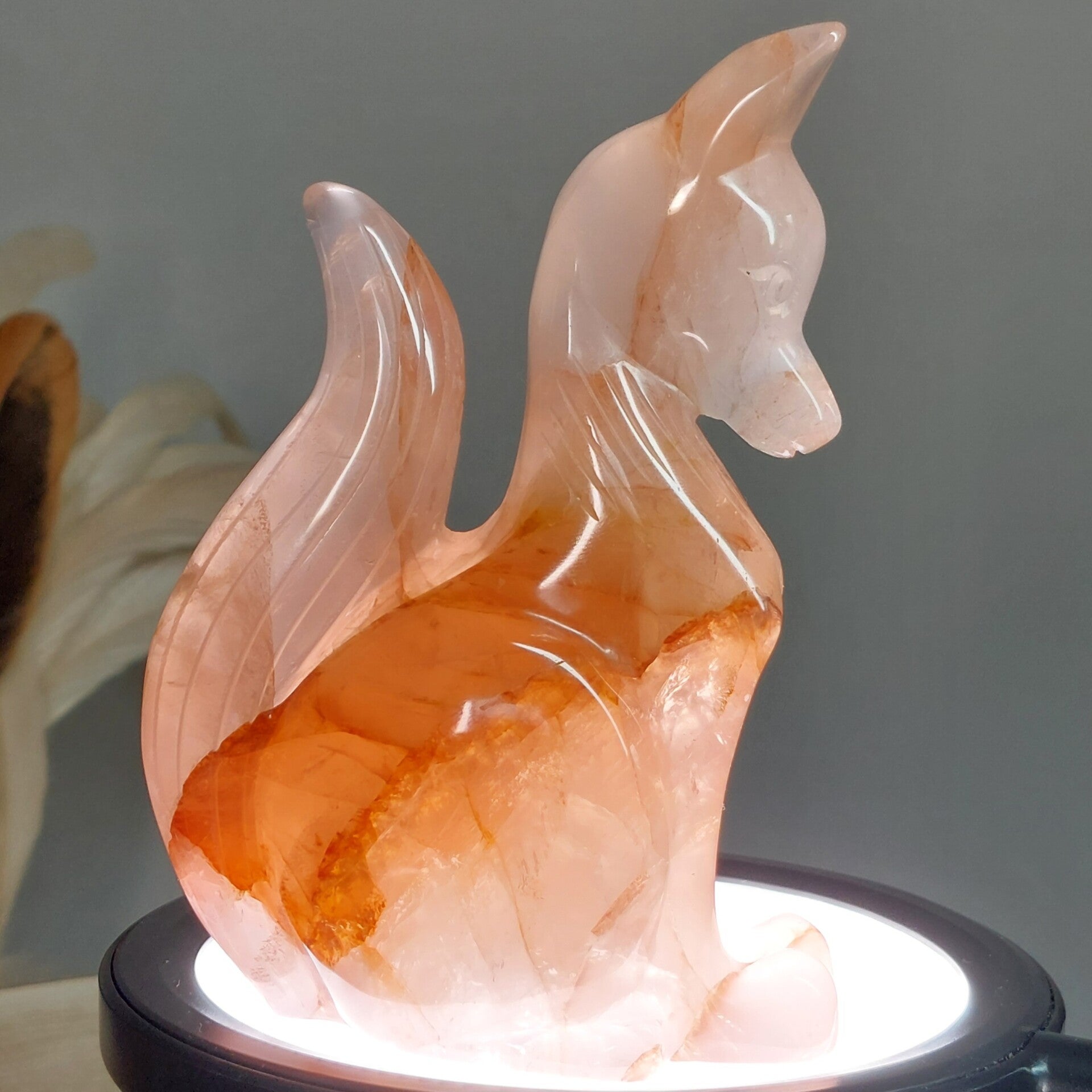 Hematietkwarts / Fire quartz prachtige vos. Incl usb lampje