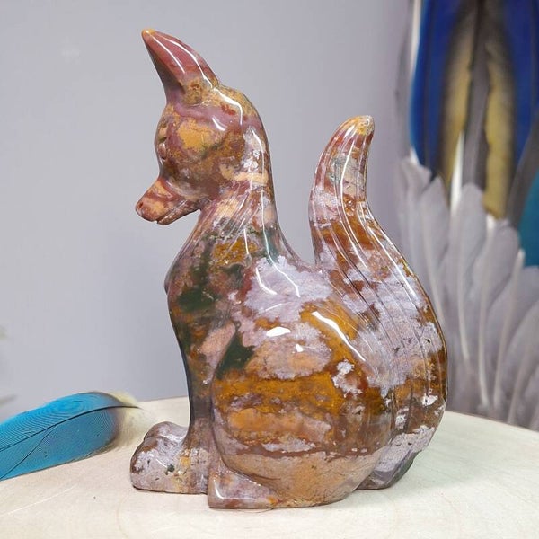 Oceaan Jaspis vos. Zeer mooi getekend met prachtige kleuren. Bijzonder uniek exemplaar van 14,3cm