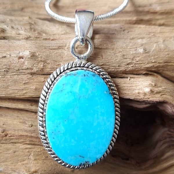 Turquoise / Turkoois hanger 3,7cm. Prachtige 925 zilveren hanger met zeer hoge kwaliteit Turquoise.