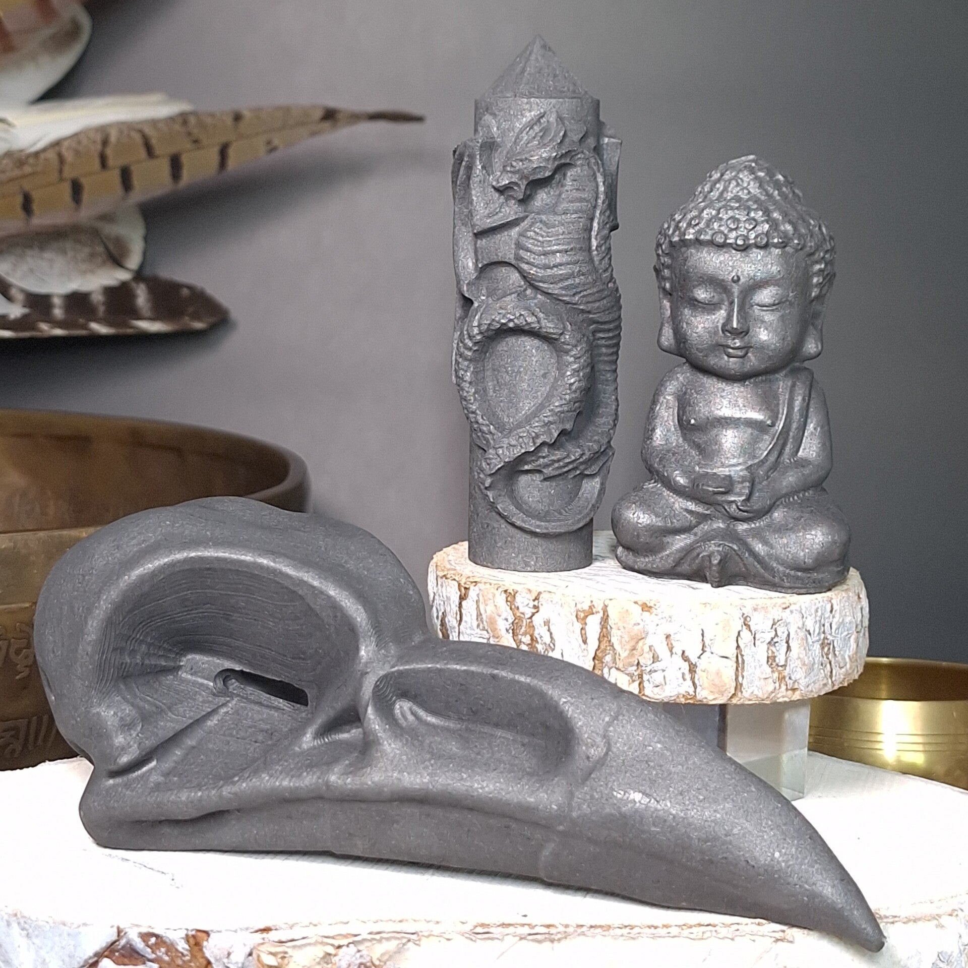 Shungiet. XL set met Boeddha, Raaf en Draak van Shungit uit Rusland