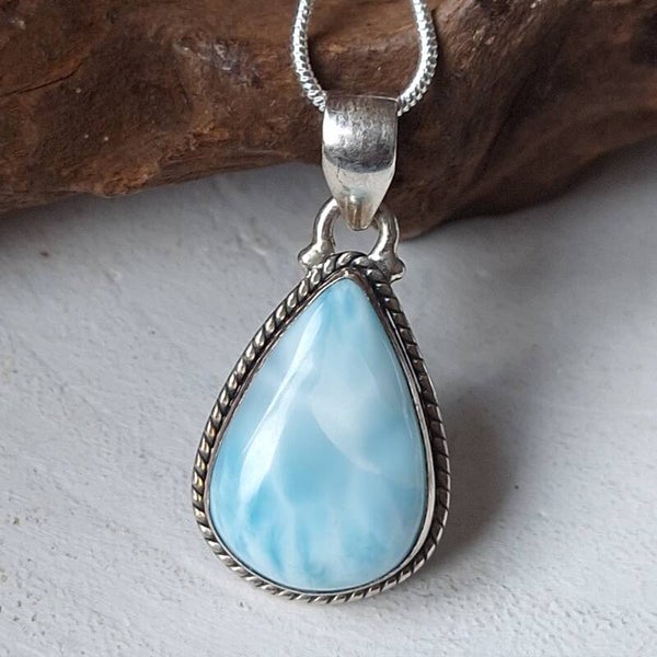 Larimar. 925 zilveren hanger met prachtige kwaliteit Larimar.