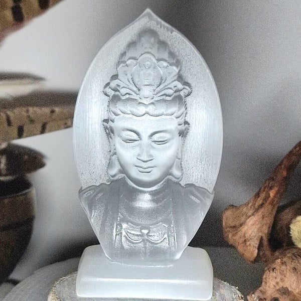 Seleniet Kwan Yin, prachtige Guanyin met zeer mooie flash.