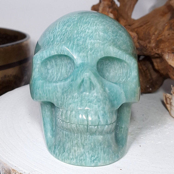 Amazoniet skull. Fantastisch mooie grote schedel van prachtige kwaliteit Amazoniet met "flash".