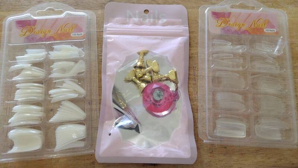 Design Nail and Nail stands