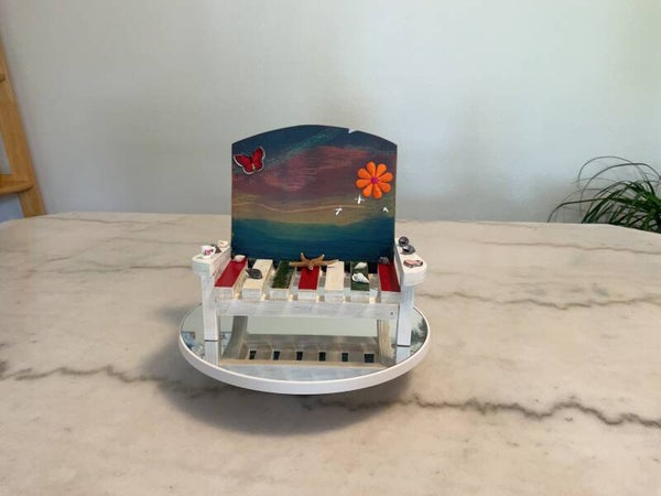 Handmade Miniature Bench, Hand-Painted Coastal Decor with Shells, Whimsical Beach House Accent bench001